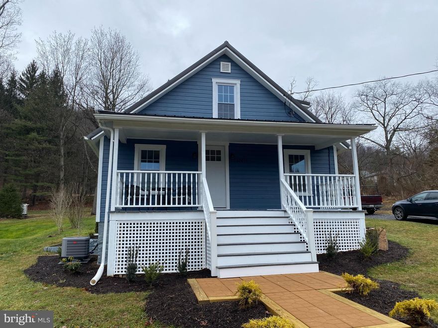 TOP TO BOTTOM MAKEOVER! This adorable home is shining with NEW features! NEW kitchen, NEW appliances,  2 NEW baths, NEW roof, NEW central AC, NEW Heating System,  NEW windows, NEW doors, NEW electrical, NEW plumbing, and so much more!!!