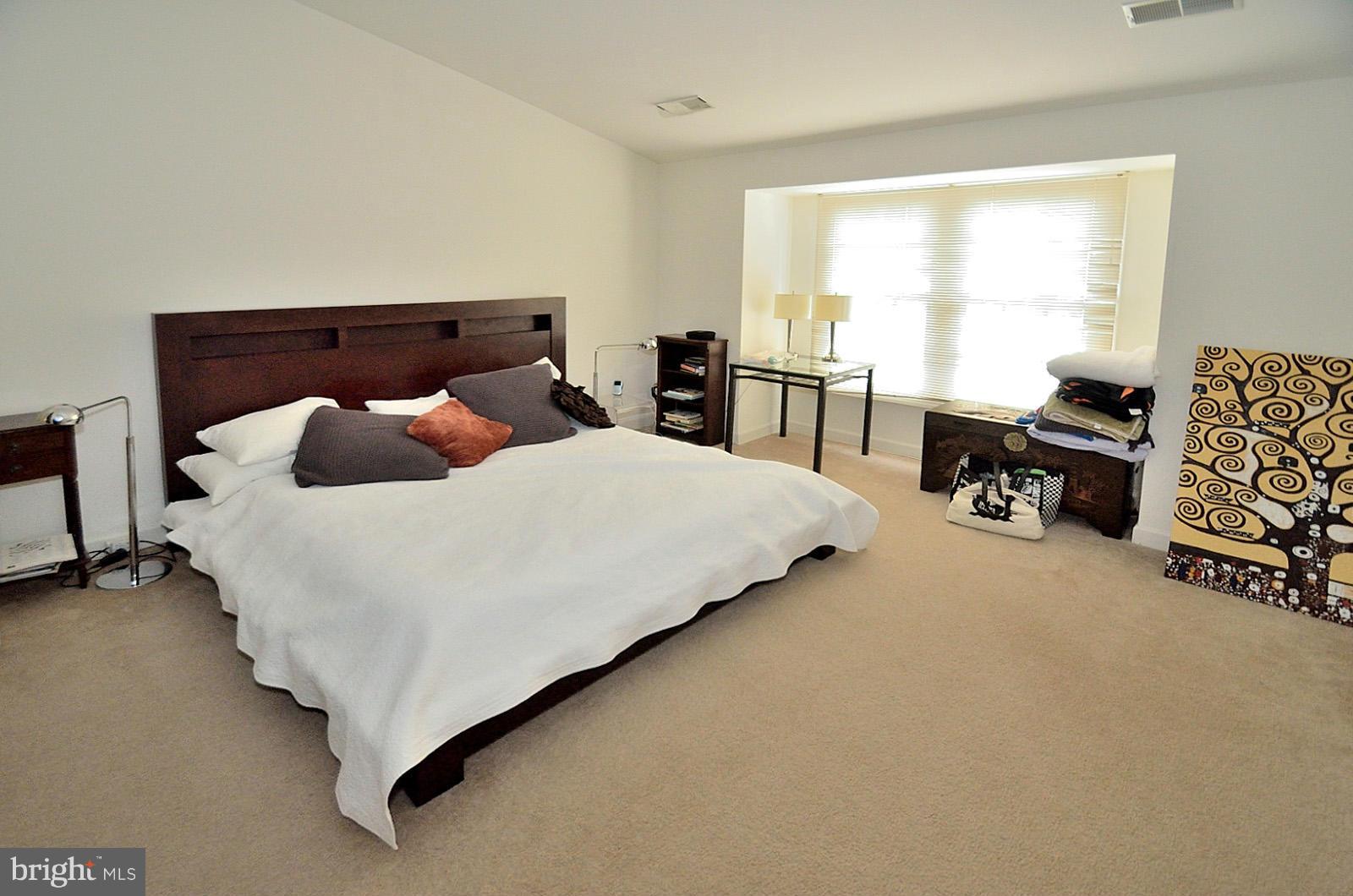 KIDWELL TOWNS - Residential Lease