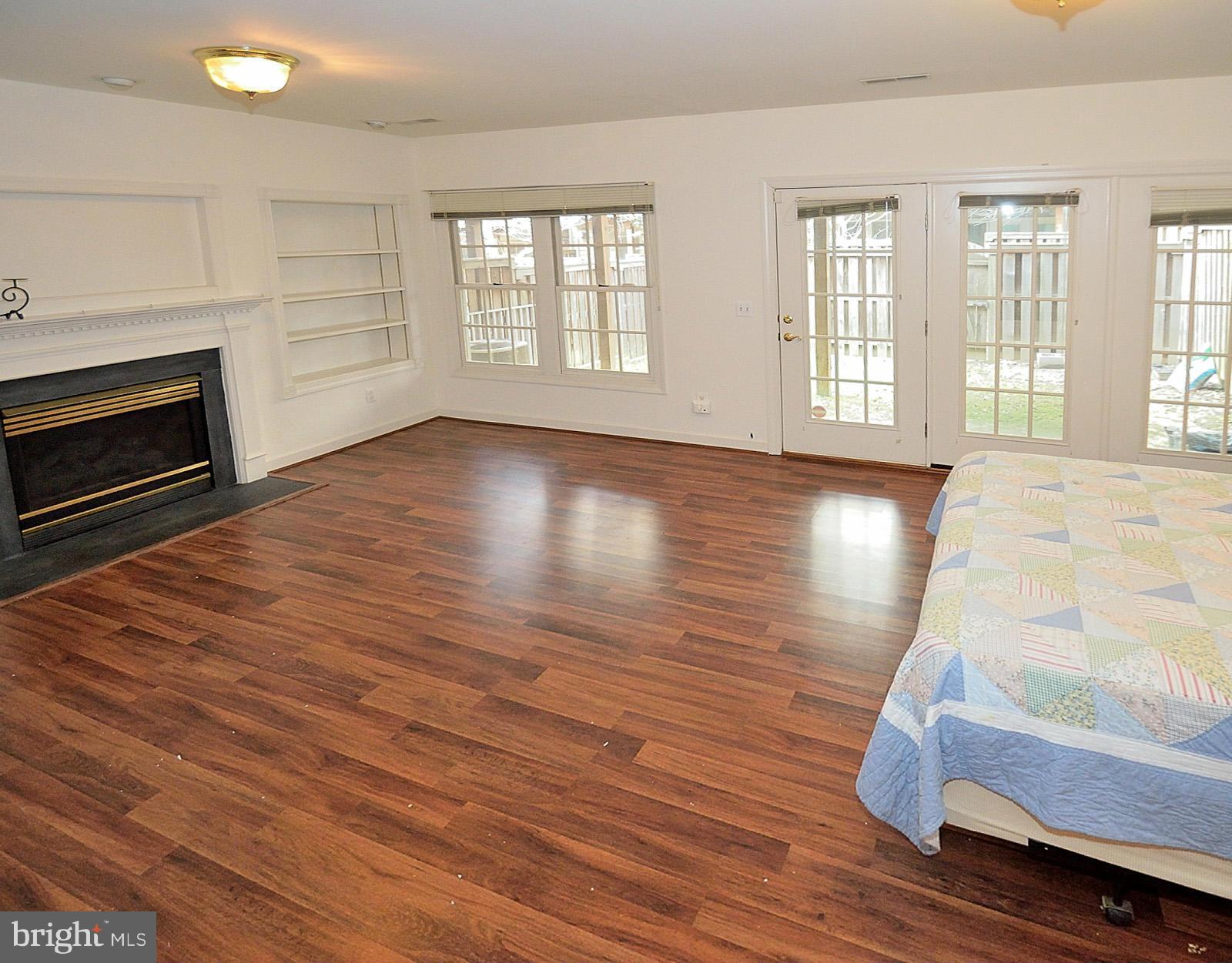 KIDWELL TOWNS - Residential Lease