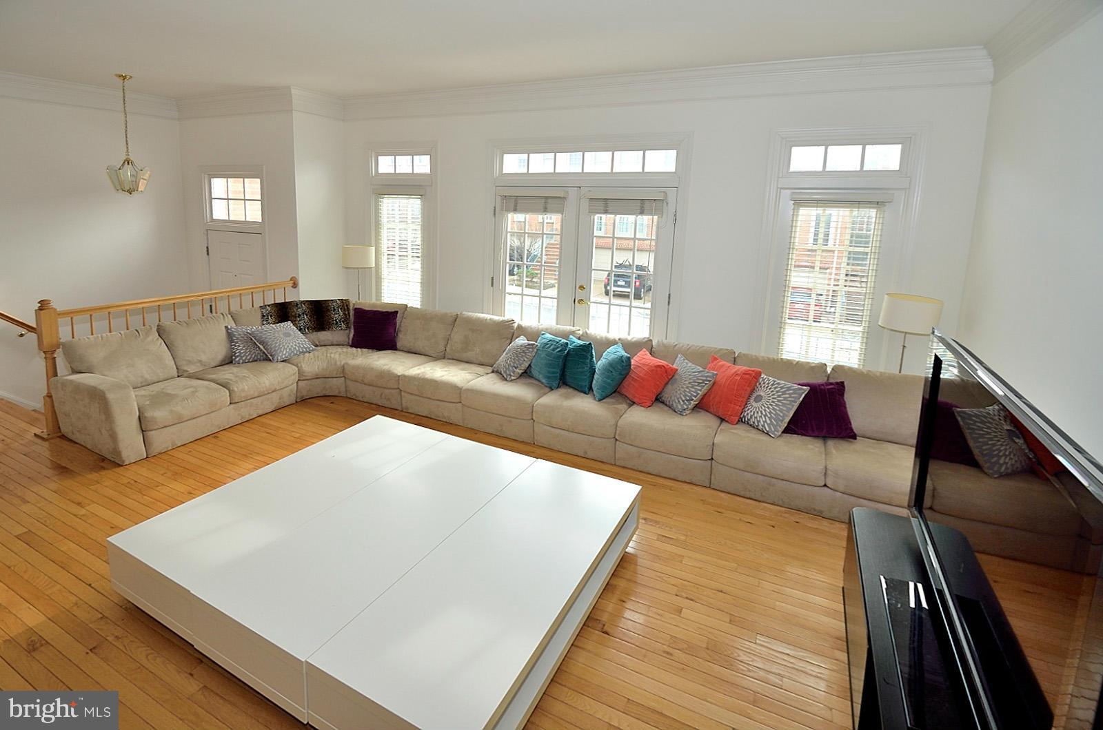 KIDWELL TOWNS - Residential Lease