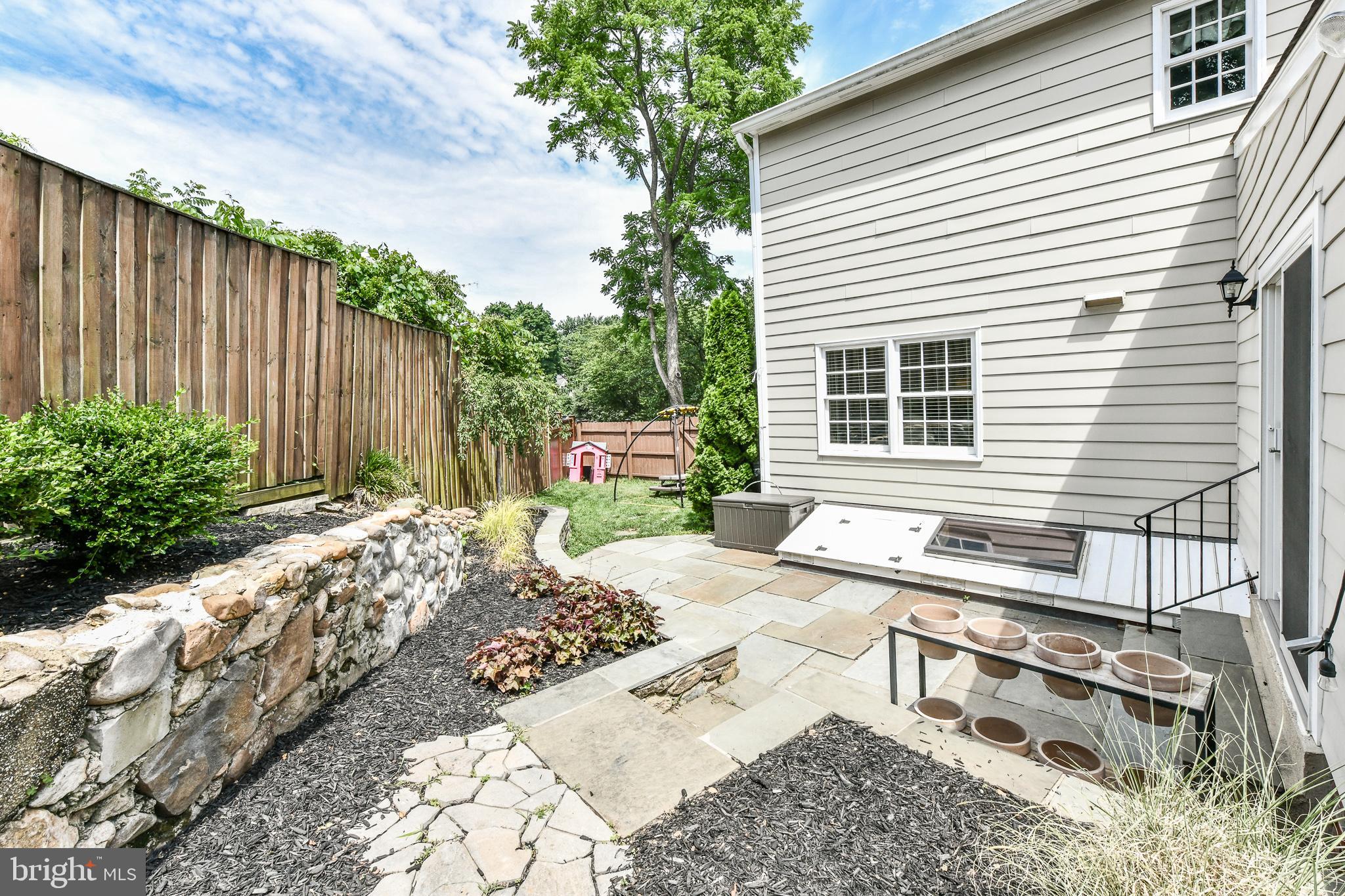 MASON HILL - Residential Lease