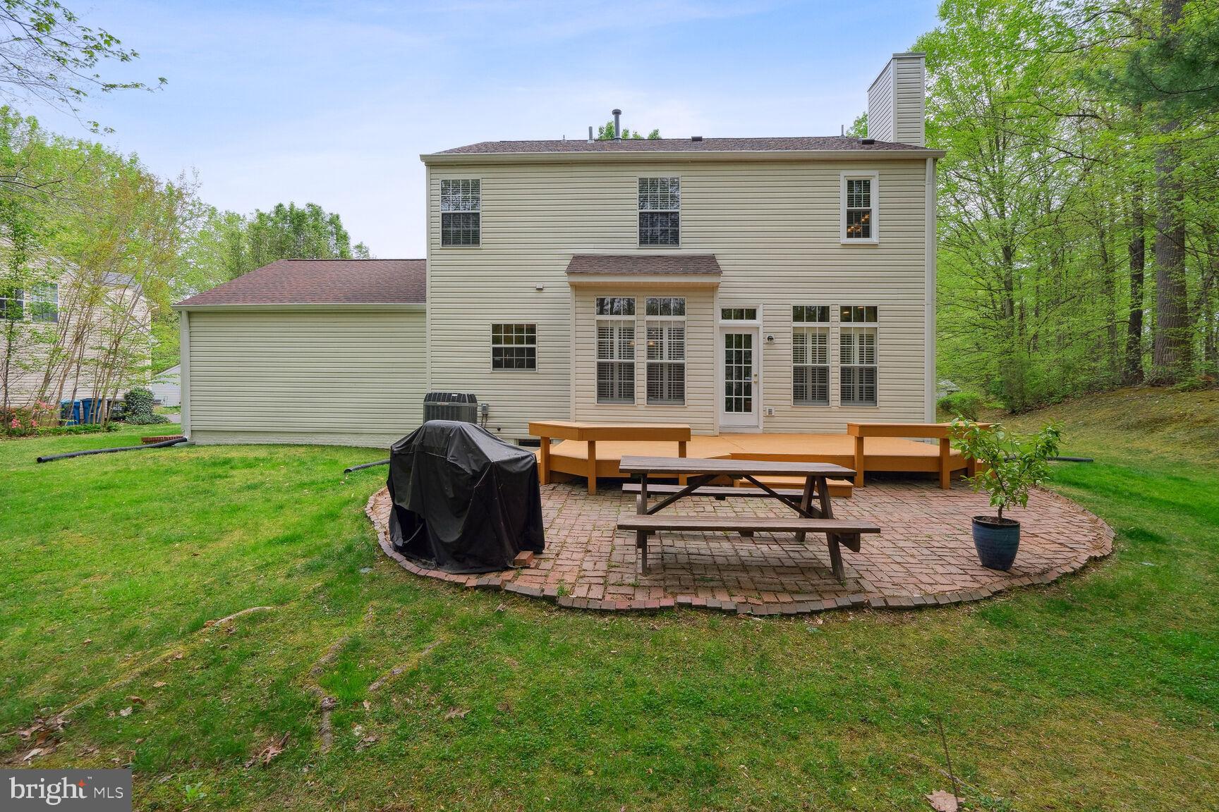 MEADOWBROOK WOODS - Residential