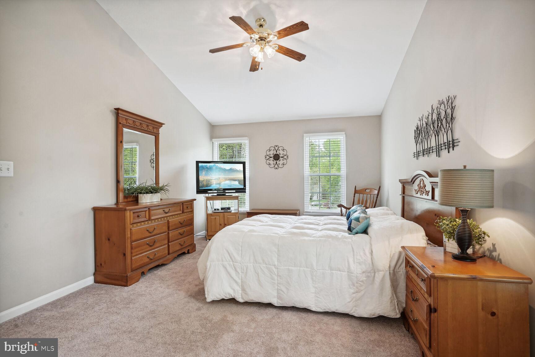 MEADOWBROOK WOODS - Residential