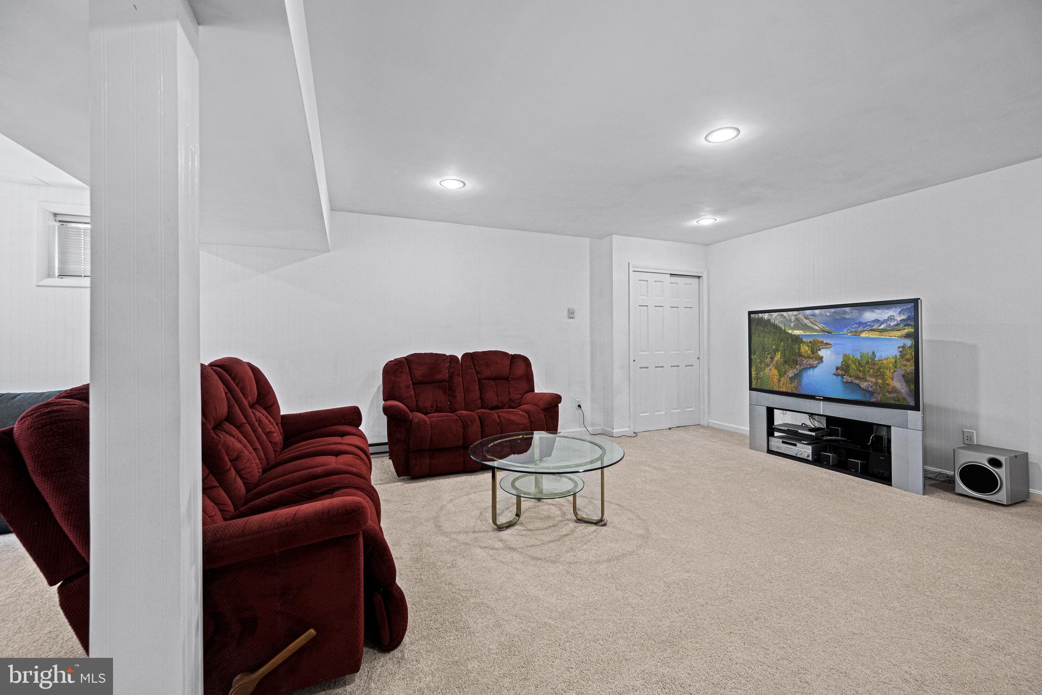 ASHLEIGH KNOLLS - Residential