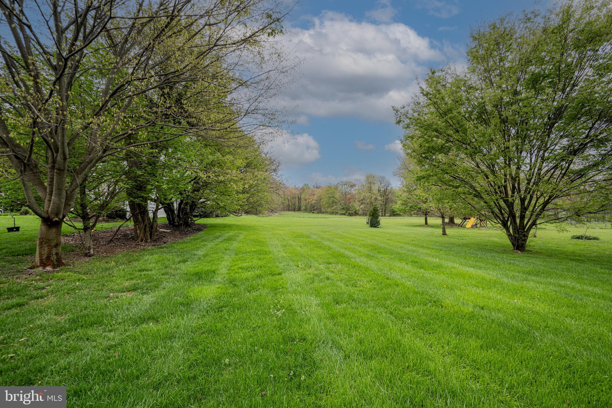 ASHLEIGH KNOLLS - Residential