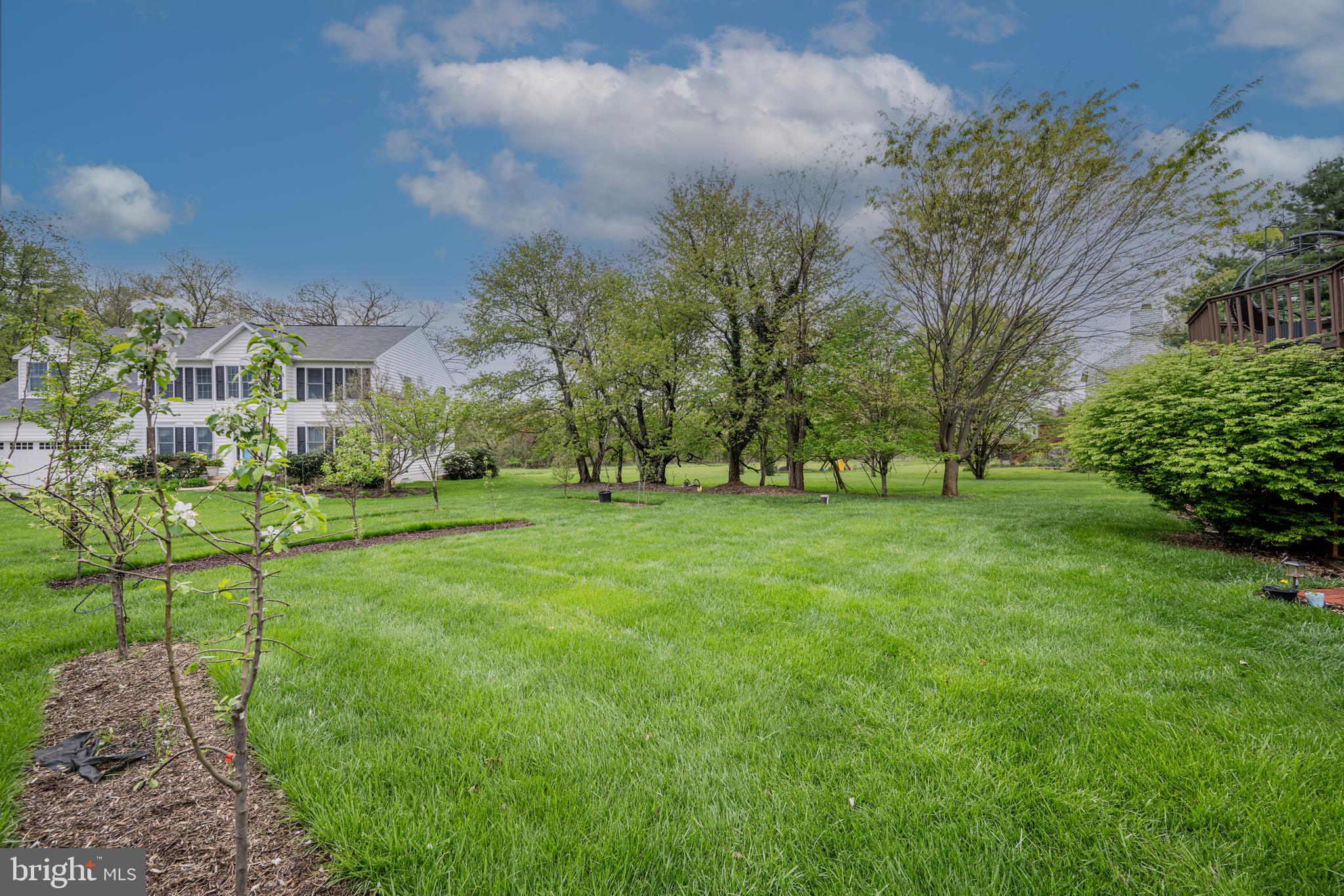 ASHLEIGH KNOLLS - Residential