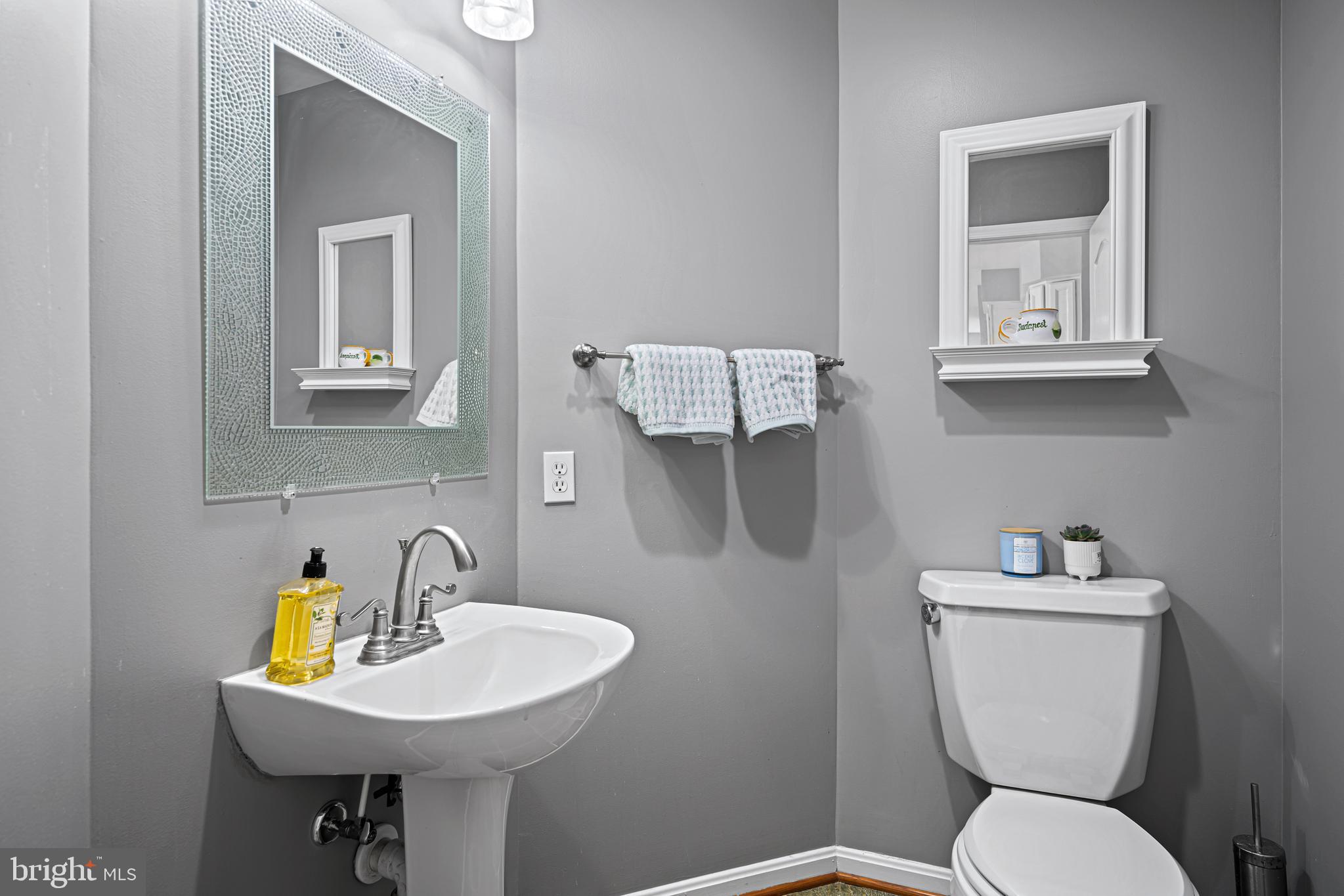 ASHLEIGH KNOLLS - Residential