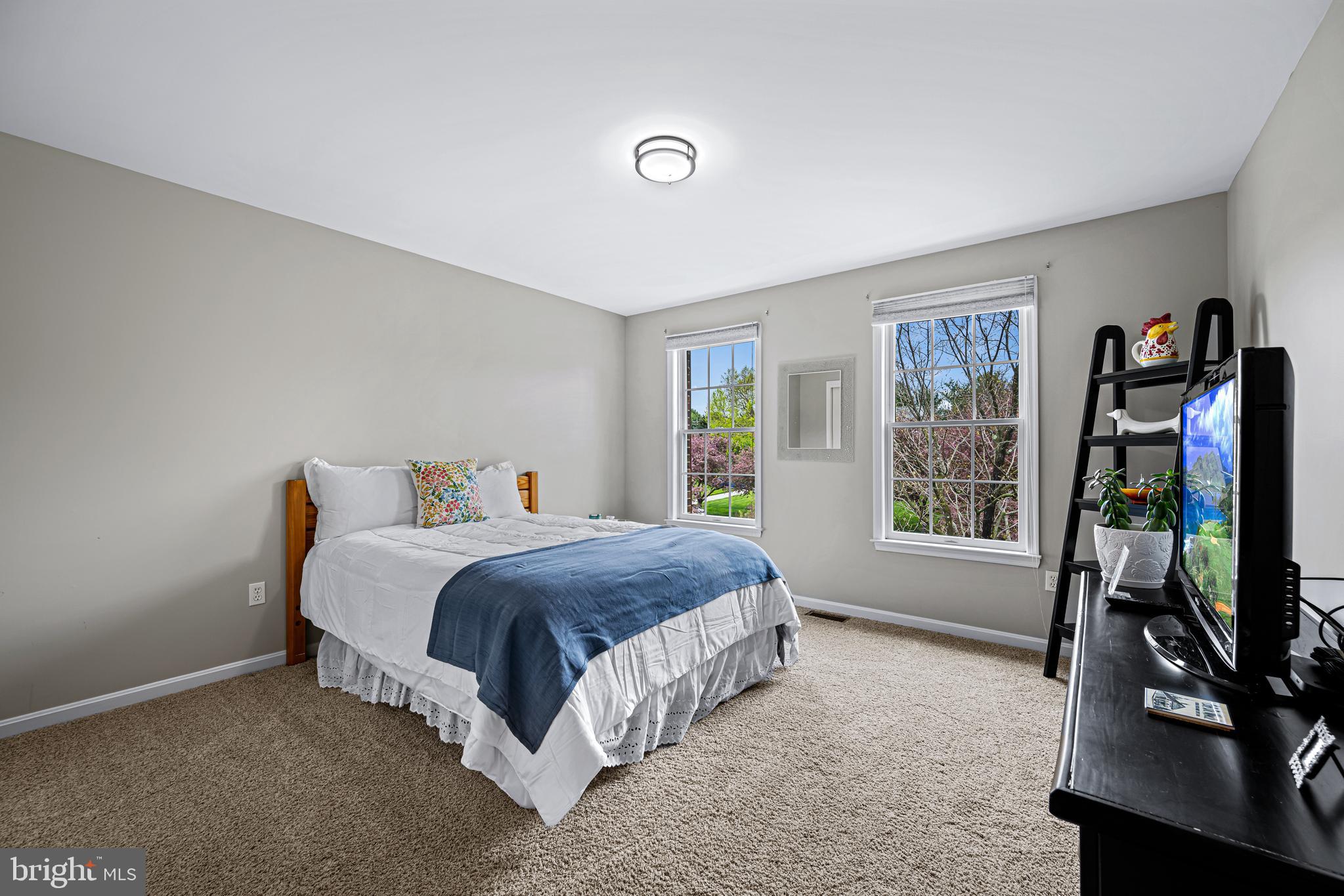 ASHLEIGH KNOLLS - Residential