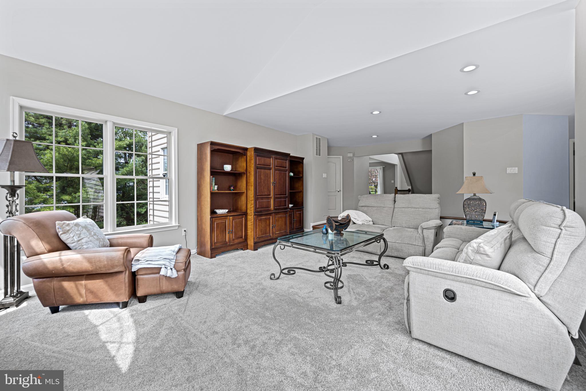 ASHLEIGH KNOLLS - Residential