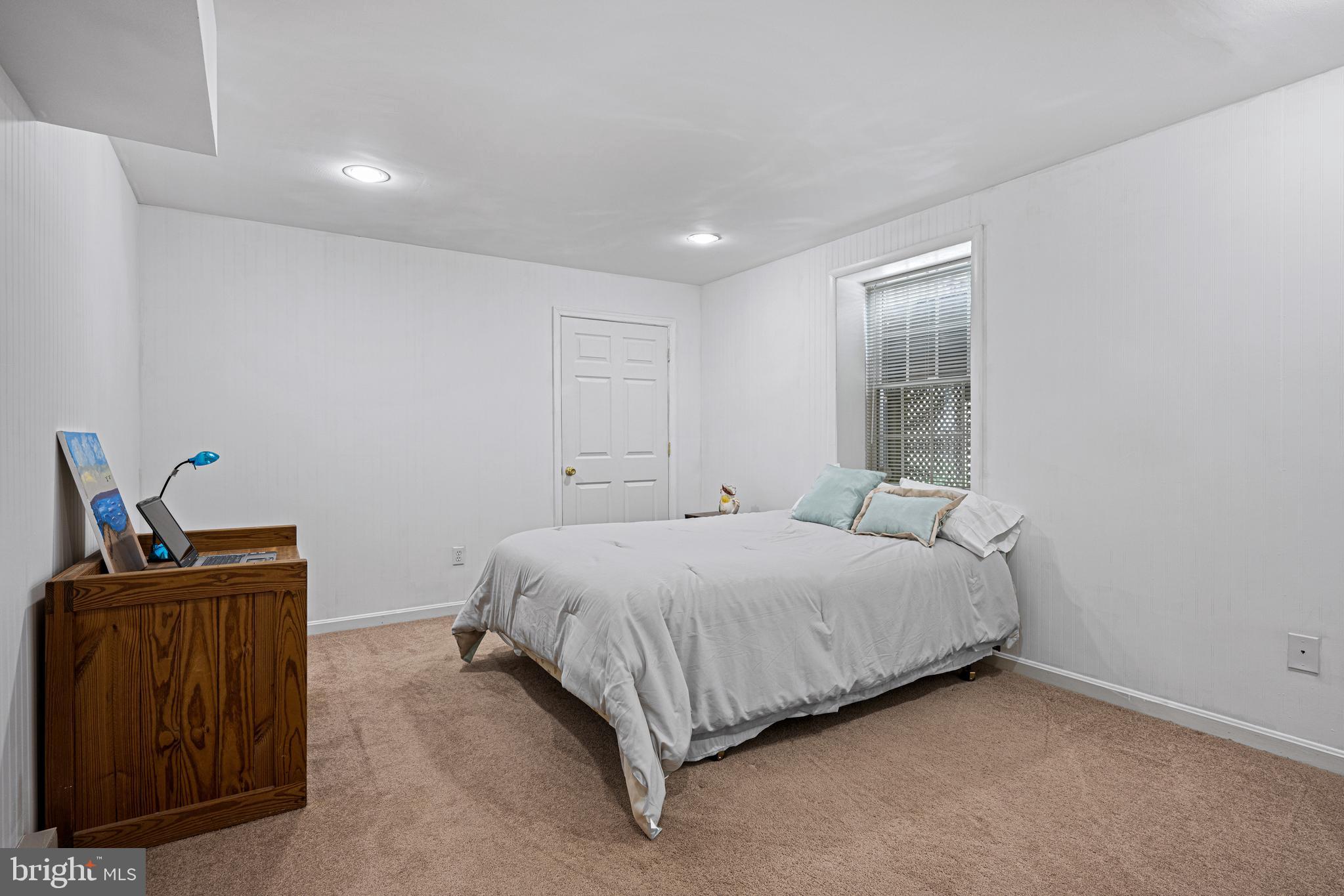 ASHLEIGH KNOLLS - Residential