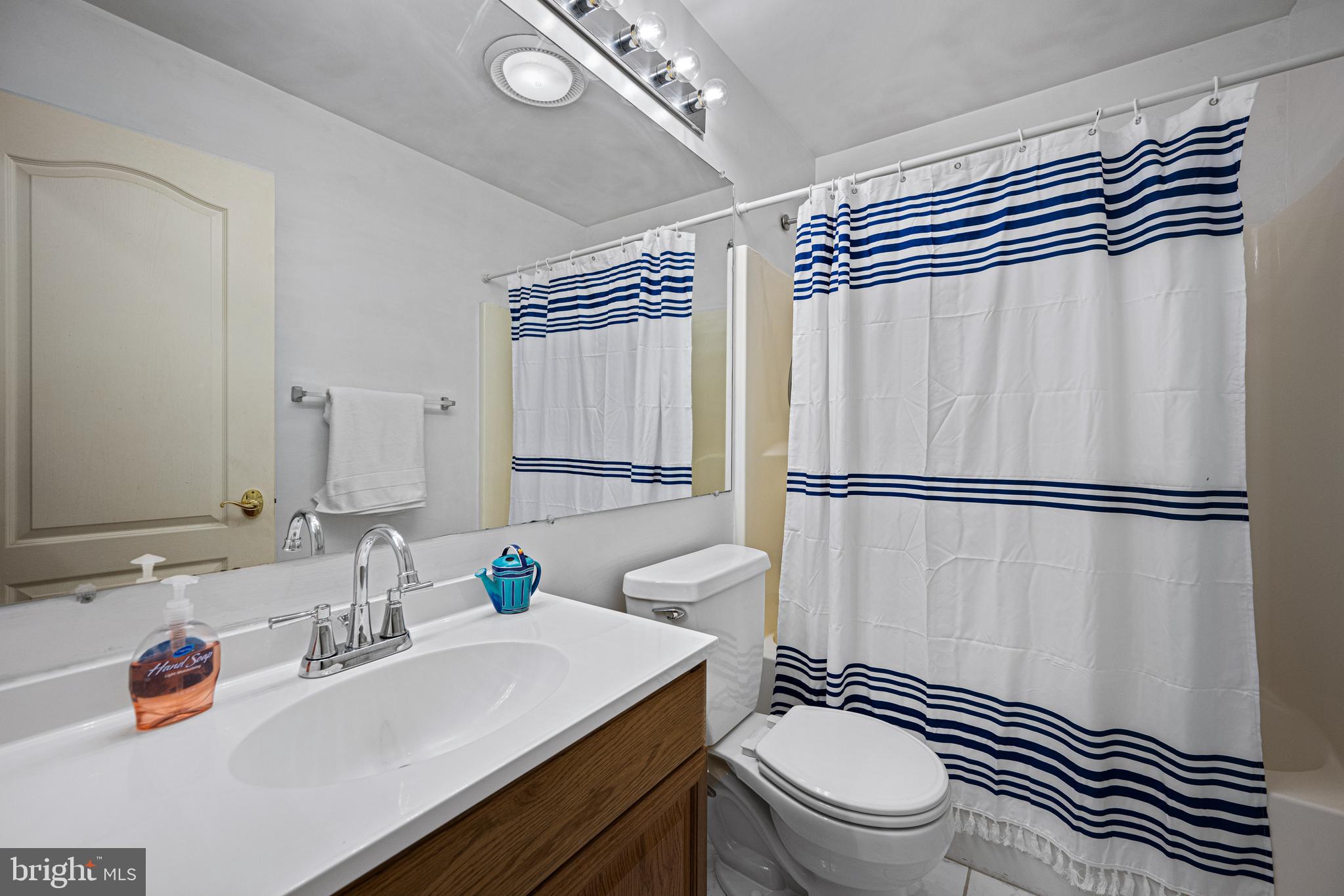 ASHLEIGH KNOLLS - Residential