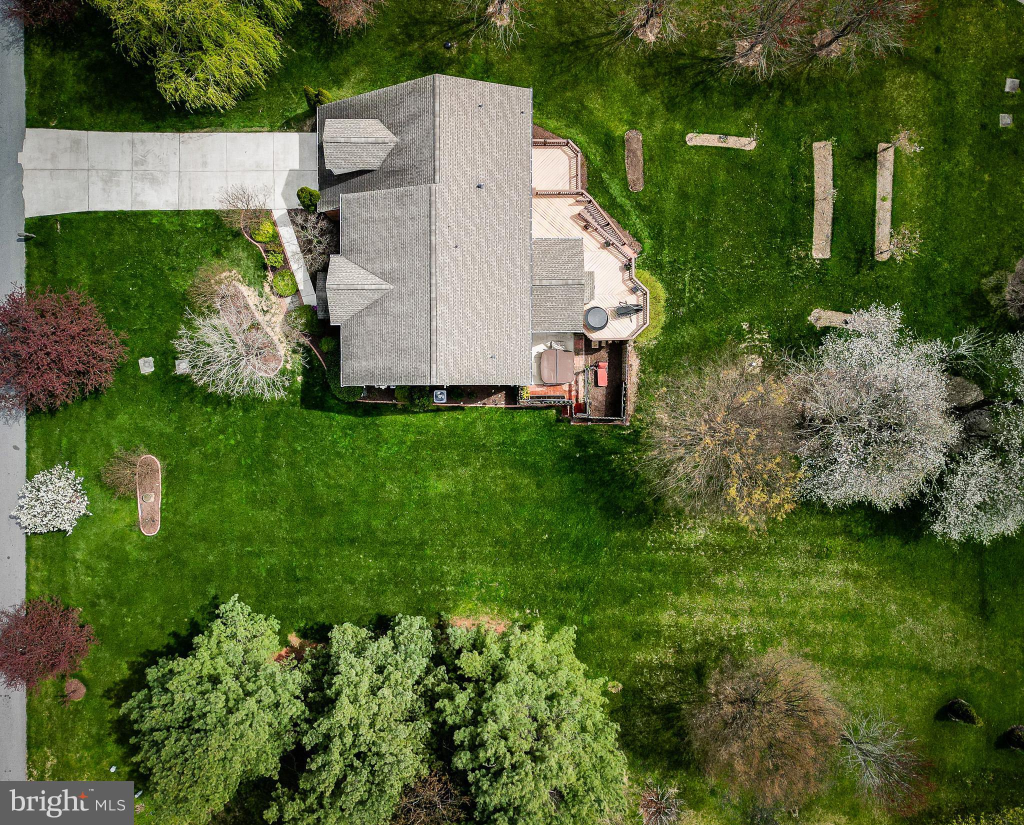 ASHLEIGH KNOLLS - Residential