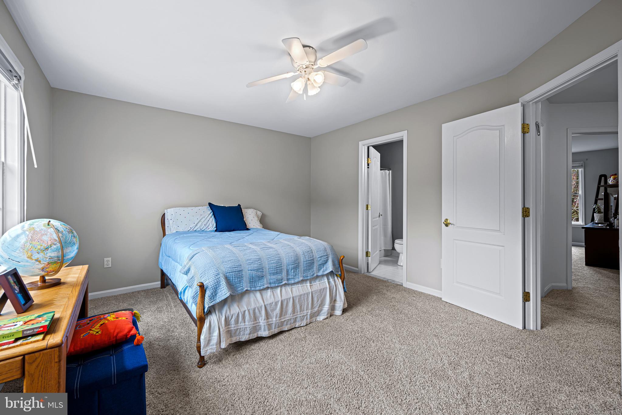 ASHLEIGH KNOLLS - Residential