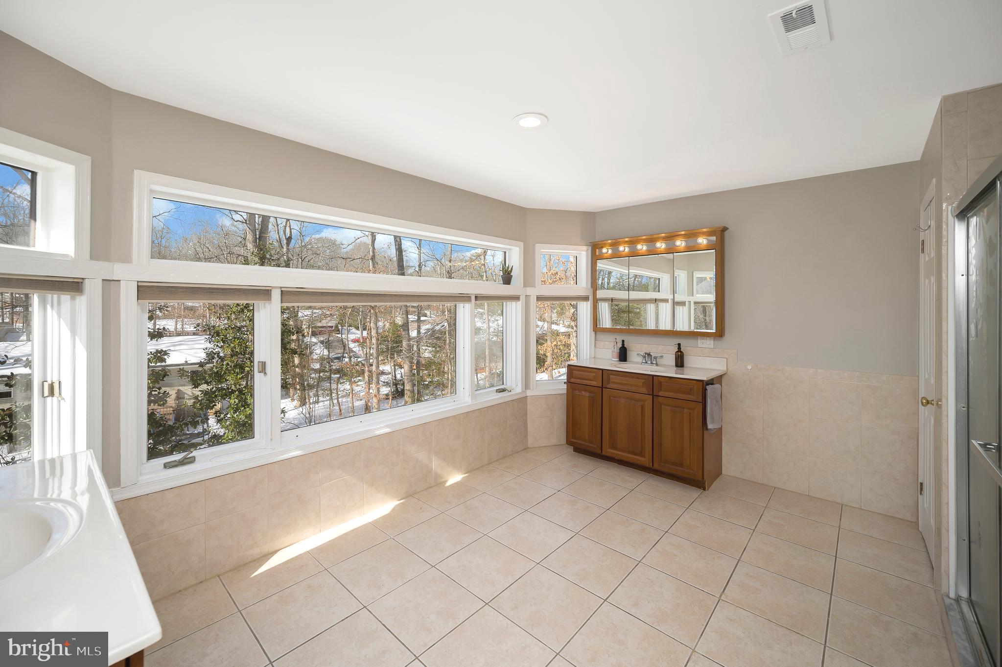 LAKE OF THE WOODS - Residential