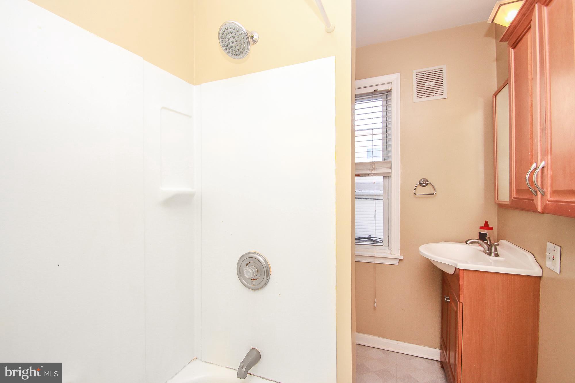 CANTON - Residential Lease