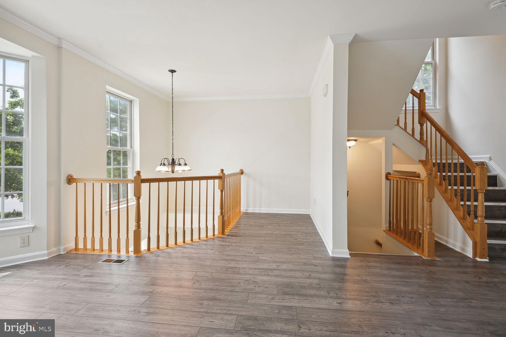 TRAILSIDE - Residential