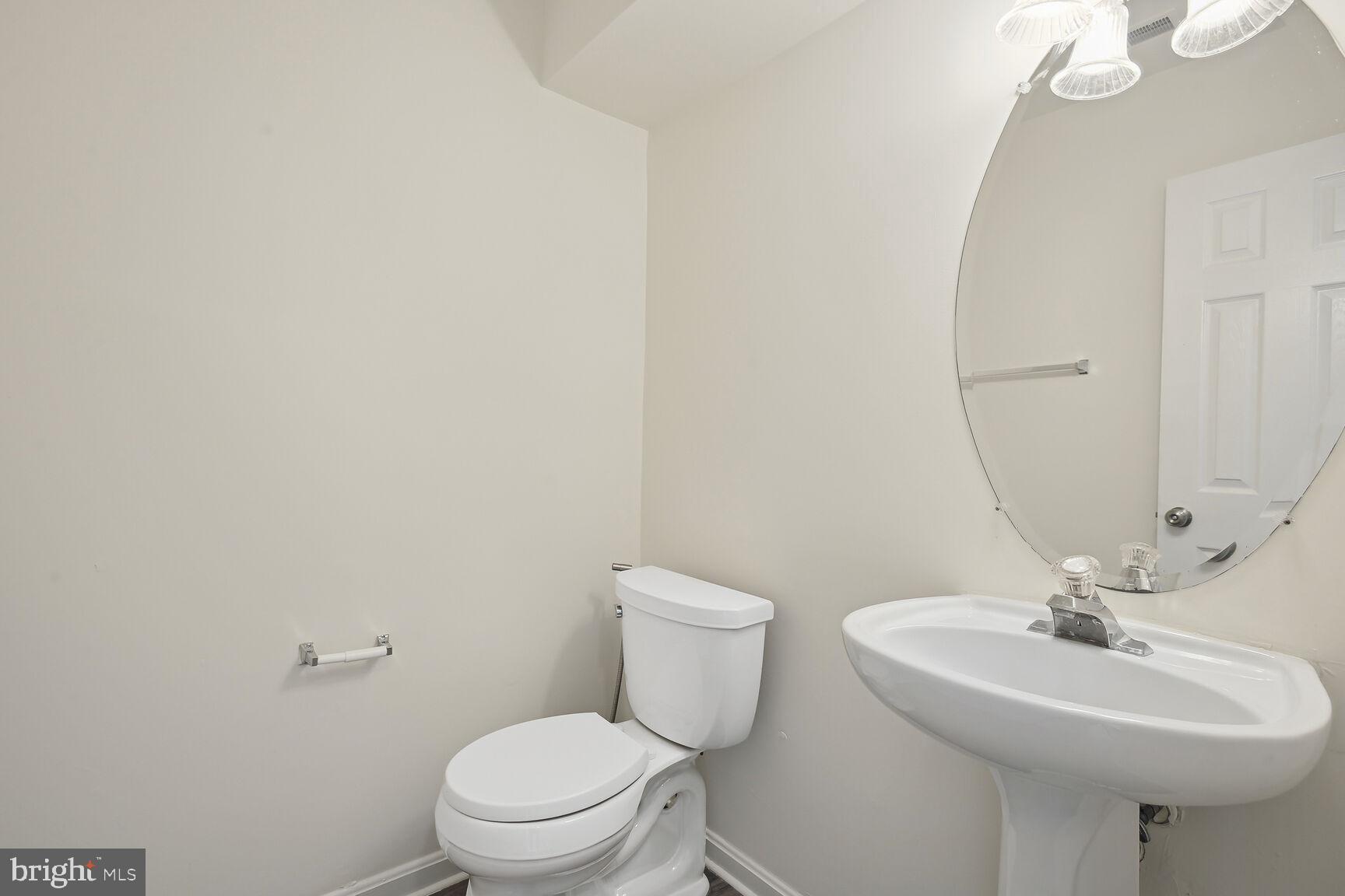 TRAILSIDE - Residential