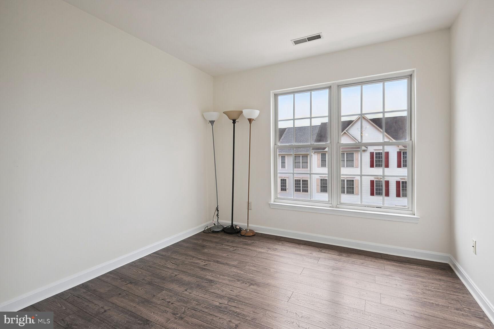 TRAILSIDE - Residential