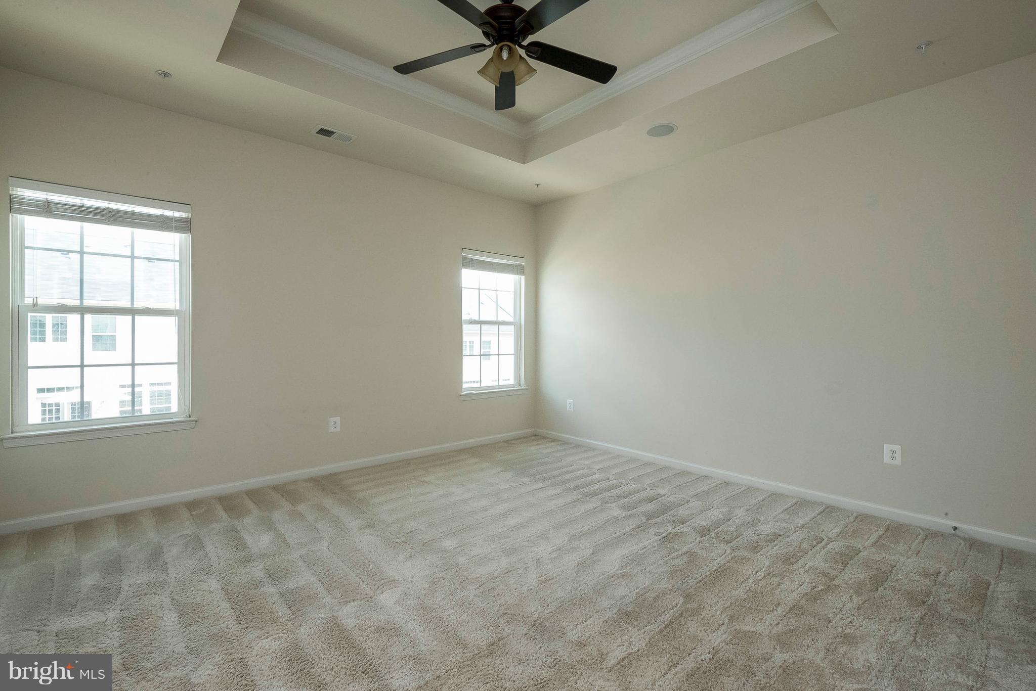 THE PARK AT ADDISON METRO - Residential