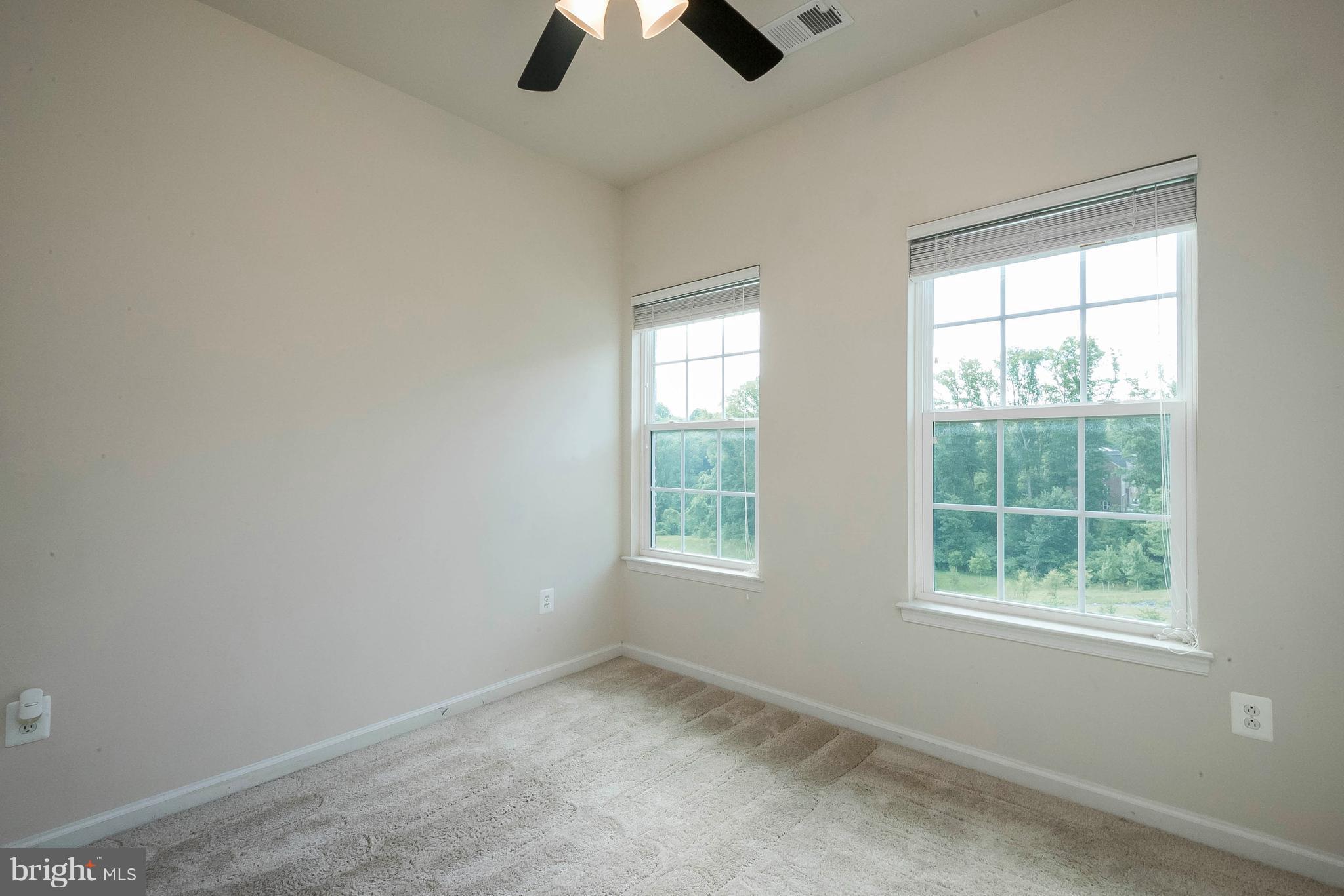 THE PARK AT ADDISON METRO - Residential