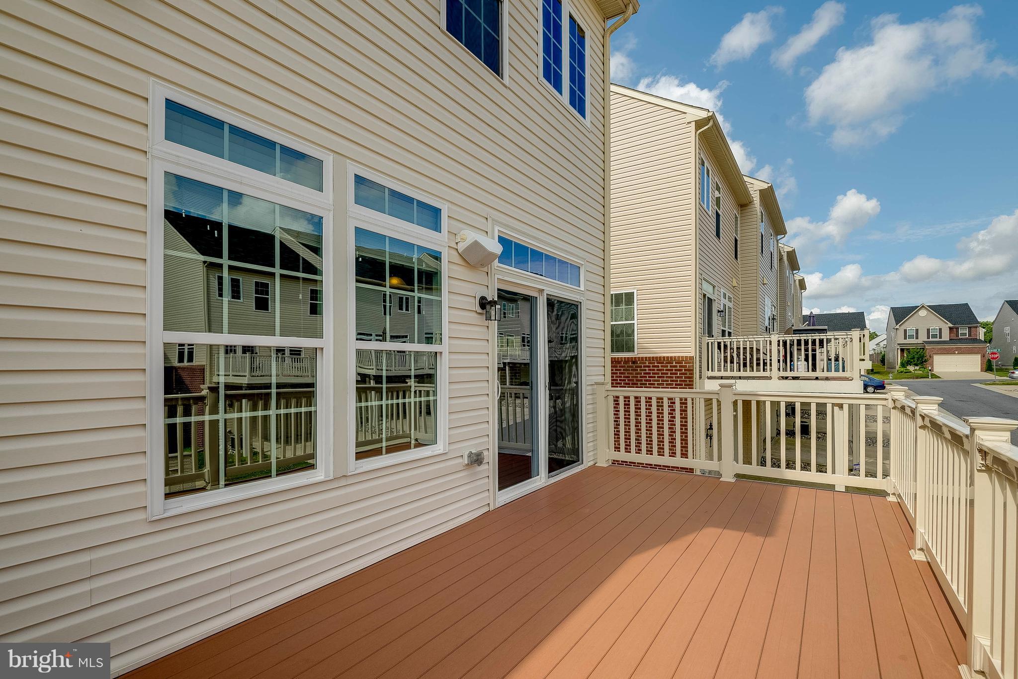 THE PARK AT ADDISON METRO - Residential