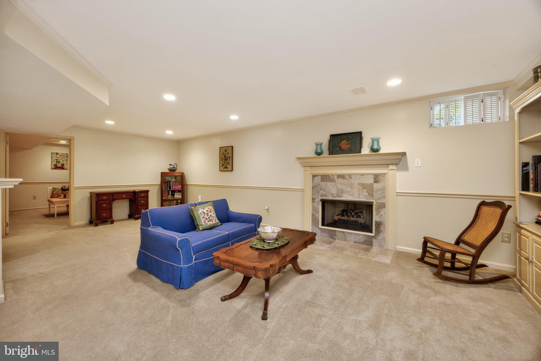 EAGLEVIEW - Residential