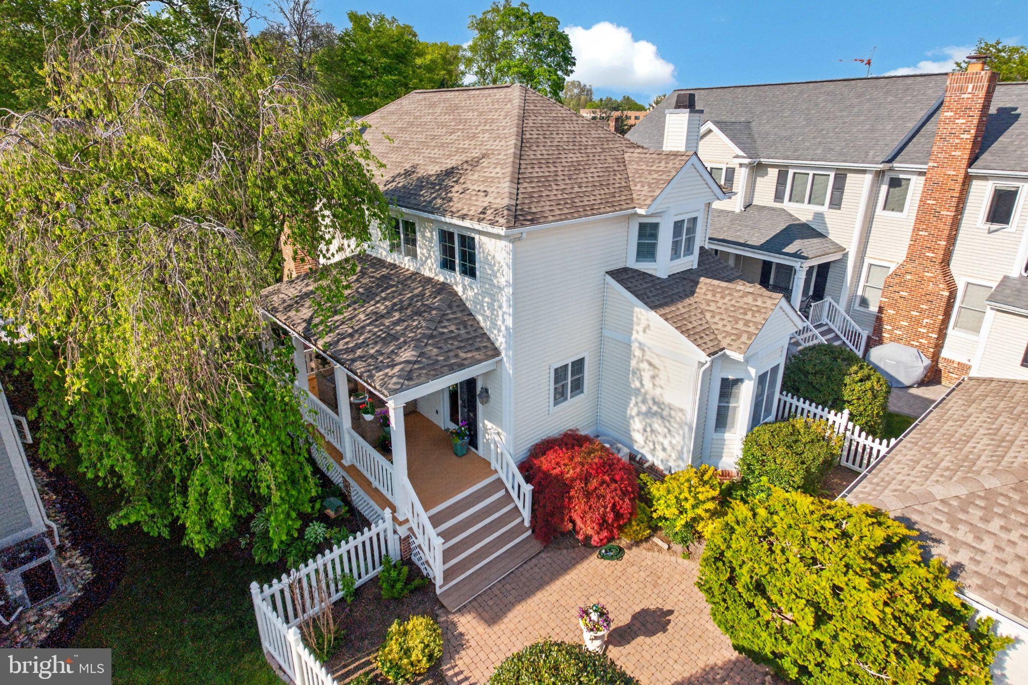 EAGLEVIEW - Residential