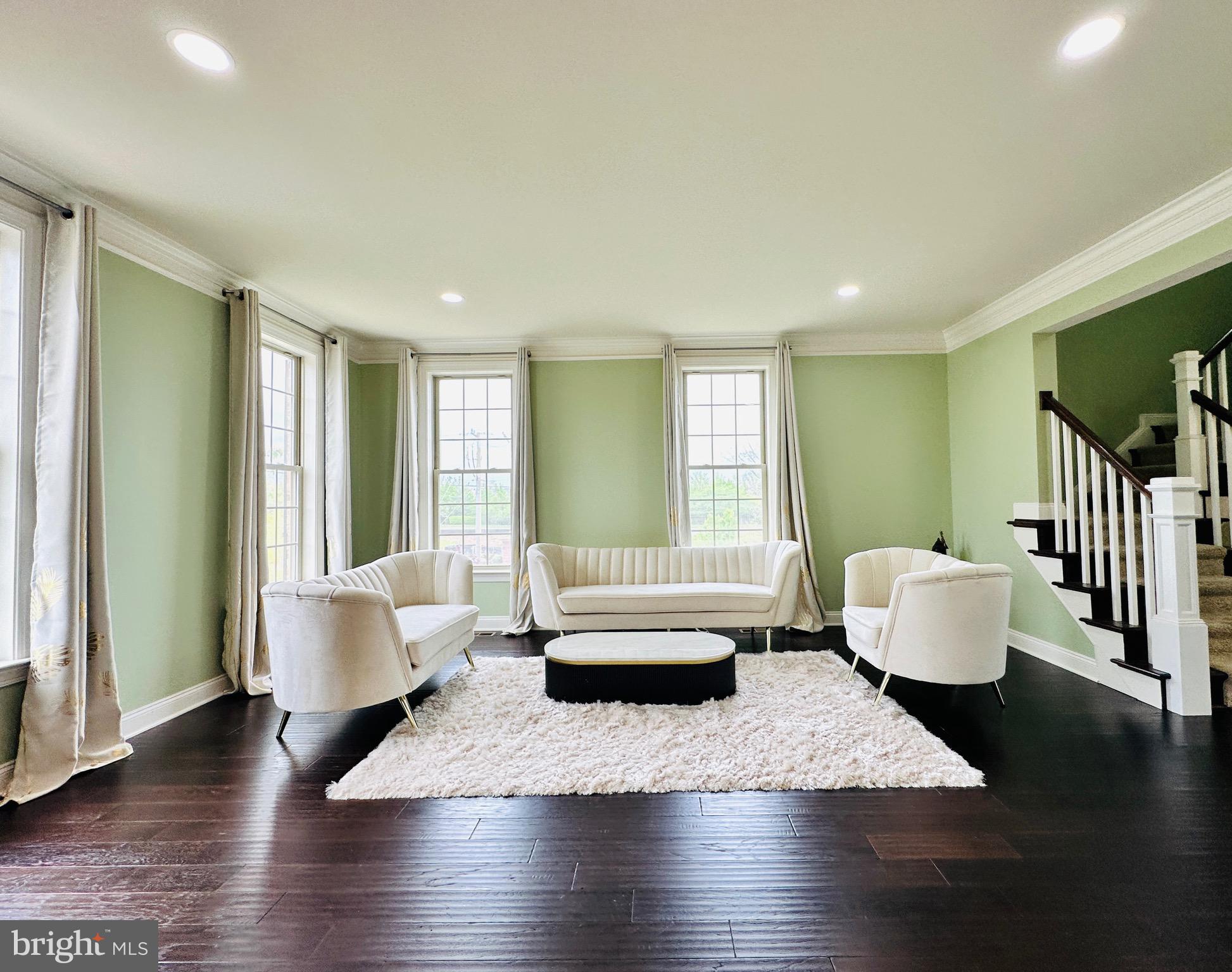 MOOREFIELD STATION - Residential Lease