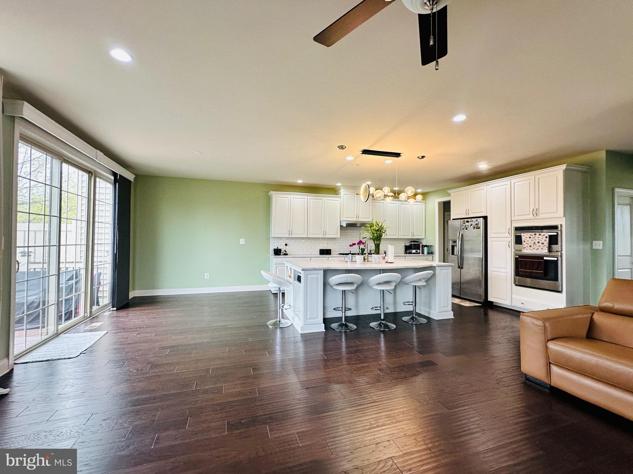 MOOREFIELD STATION - Residential Lease