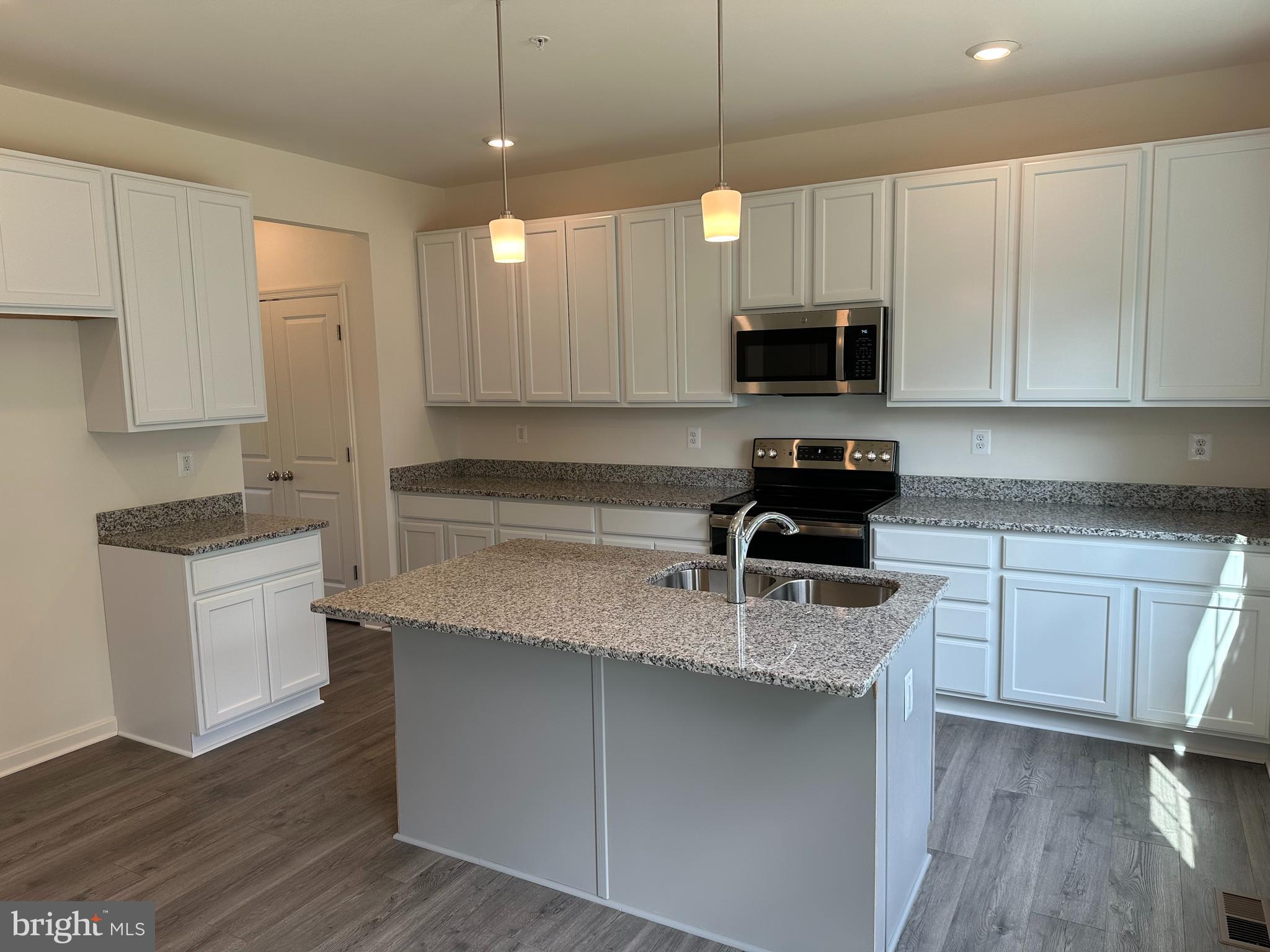 MAPLE HEIGHTS - Residential