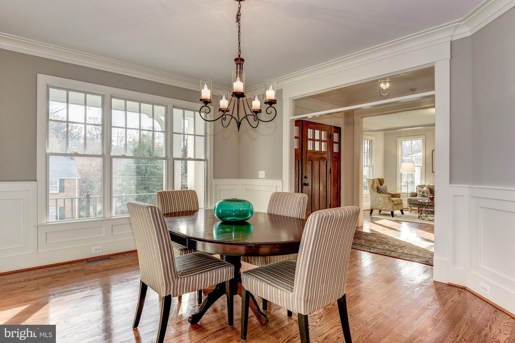 COUNTRY CLUB HILLS - Residential