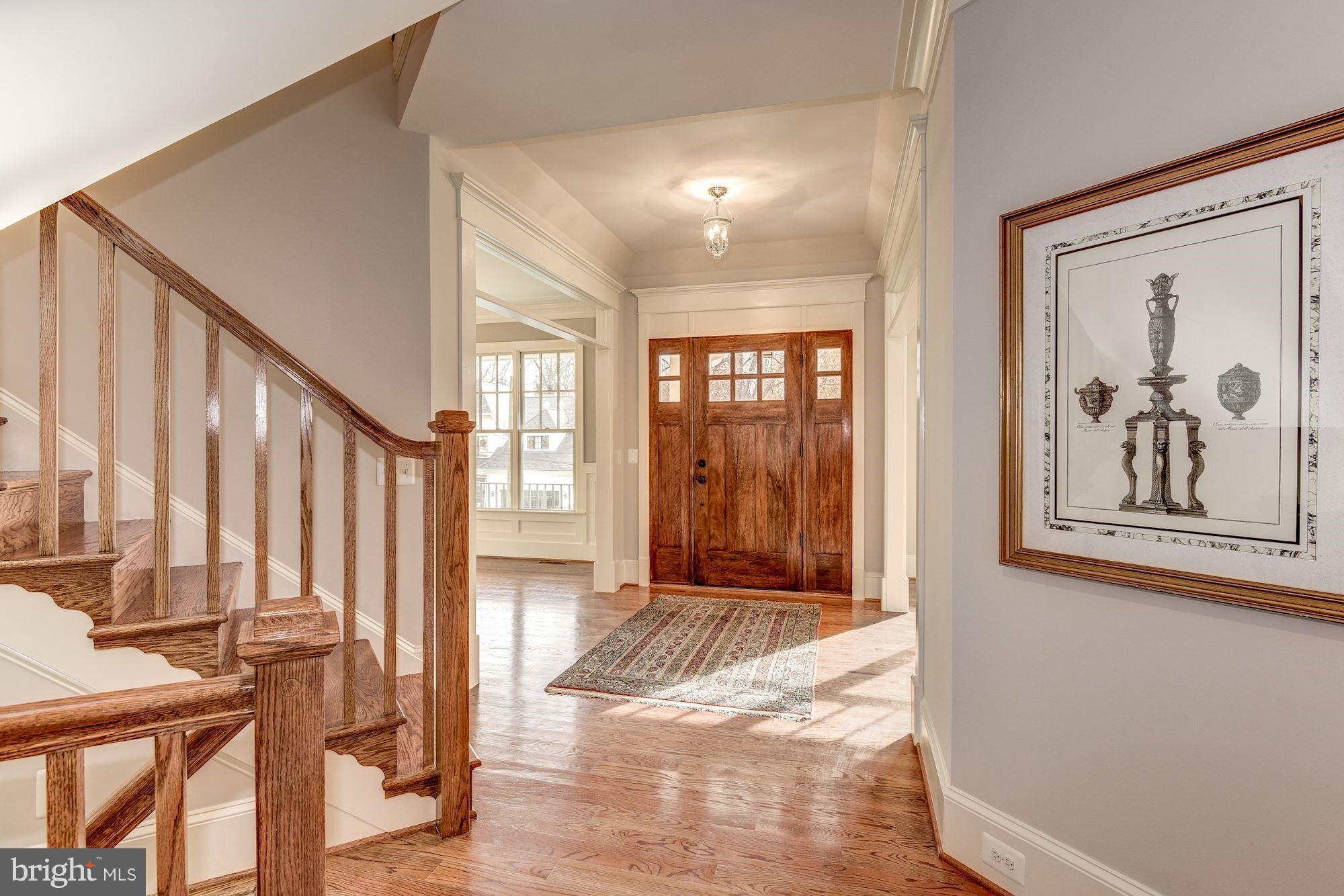 COUNTRY CLUB HILLS - Residential