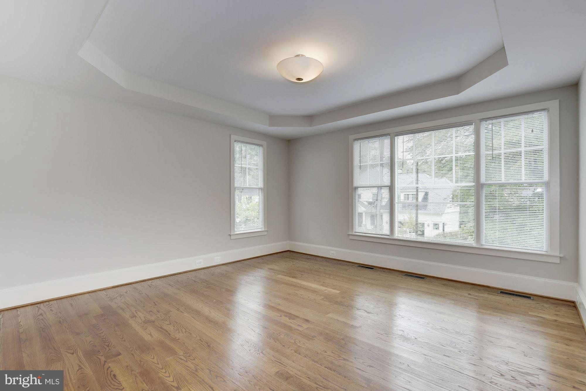 COUNTRY CLUB HILLS - Residential