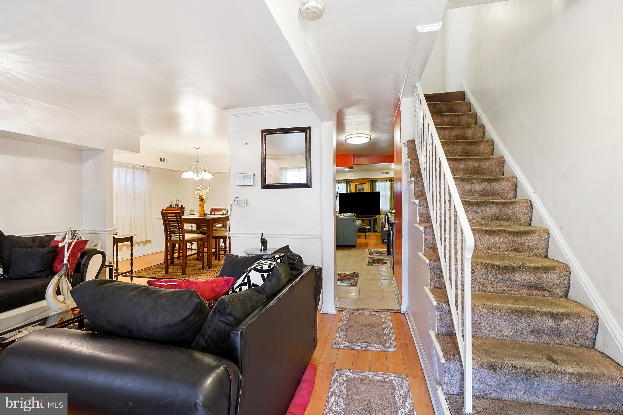 1018 45TH STREET NE