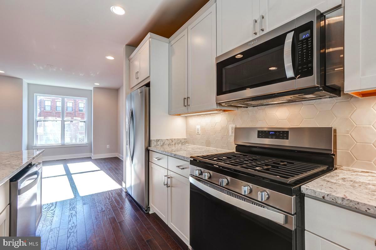 DOWNTOWN BRAMBLETON - Residential Lease