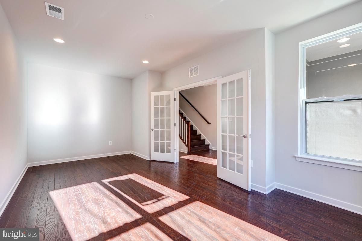 22954 SULLIVANS COVE SQUARE