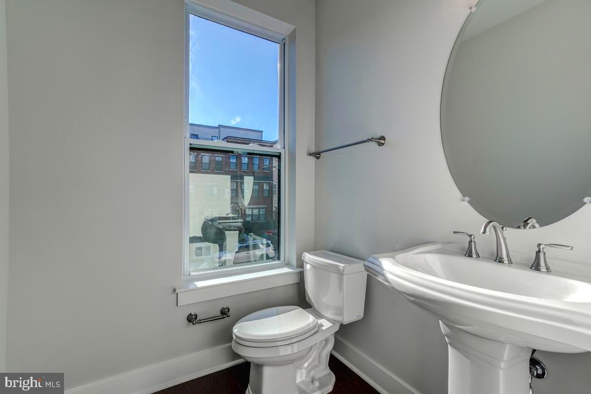 DOWNTOWN BRAMBLETON - Residential Lease