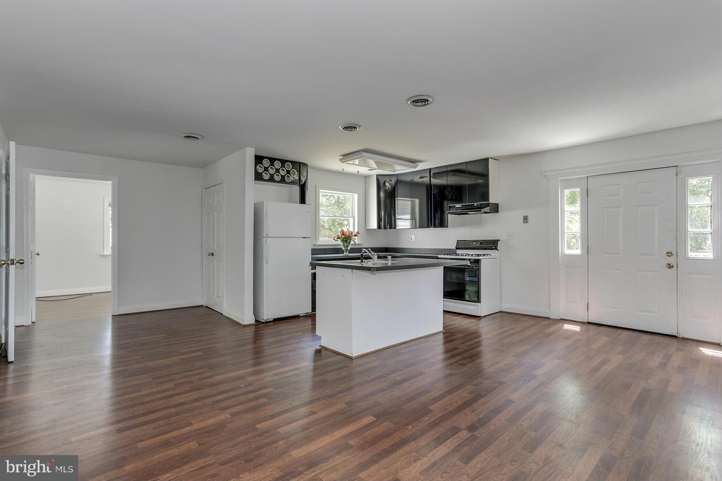 GLEN ECHO HEIGHTS - Residential