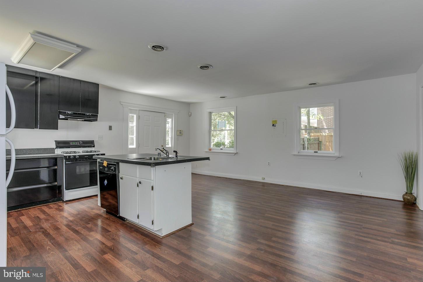 GLEN ECHO HEIGHTS - Residential