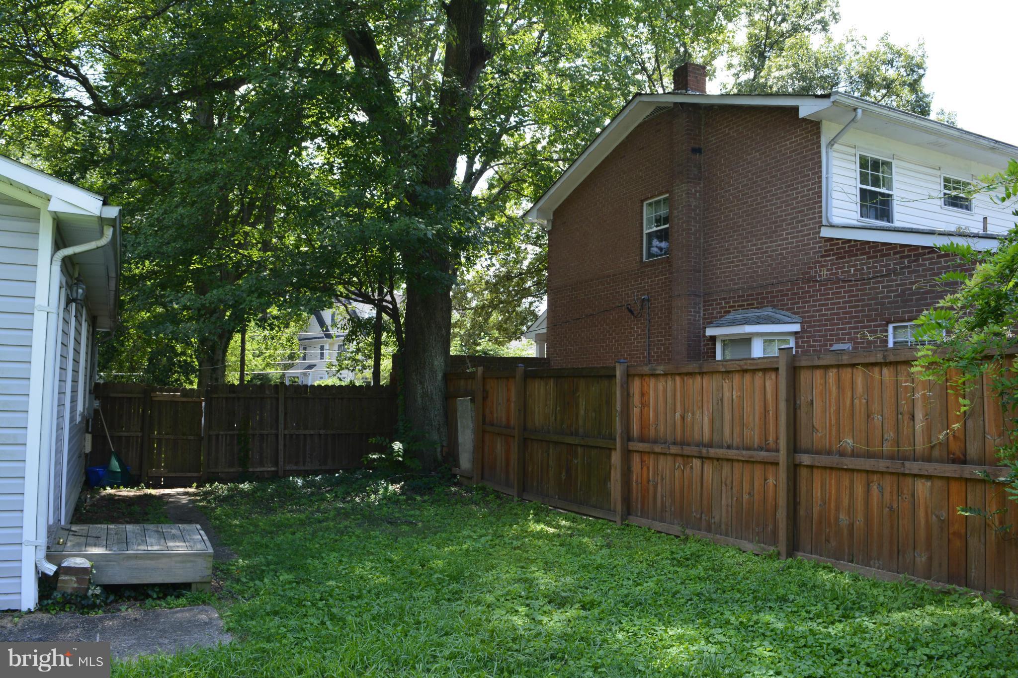 GLEN ECHO HEIGHTS - Residential