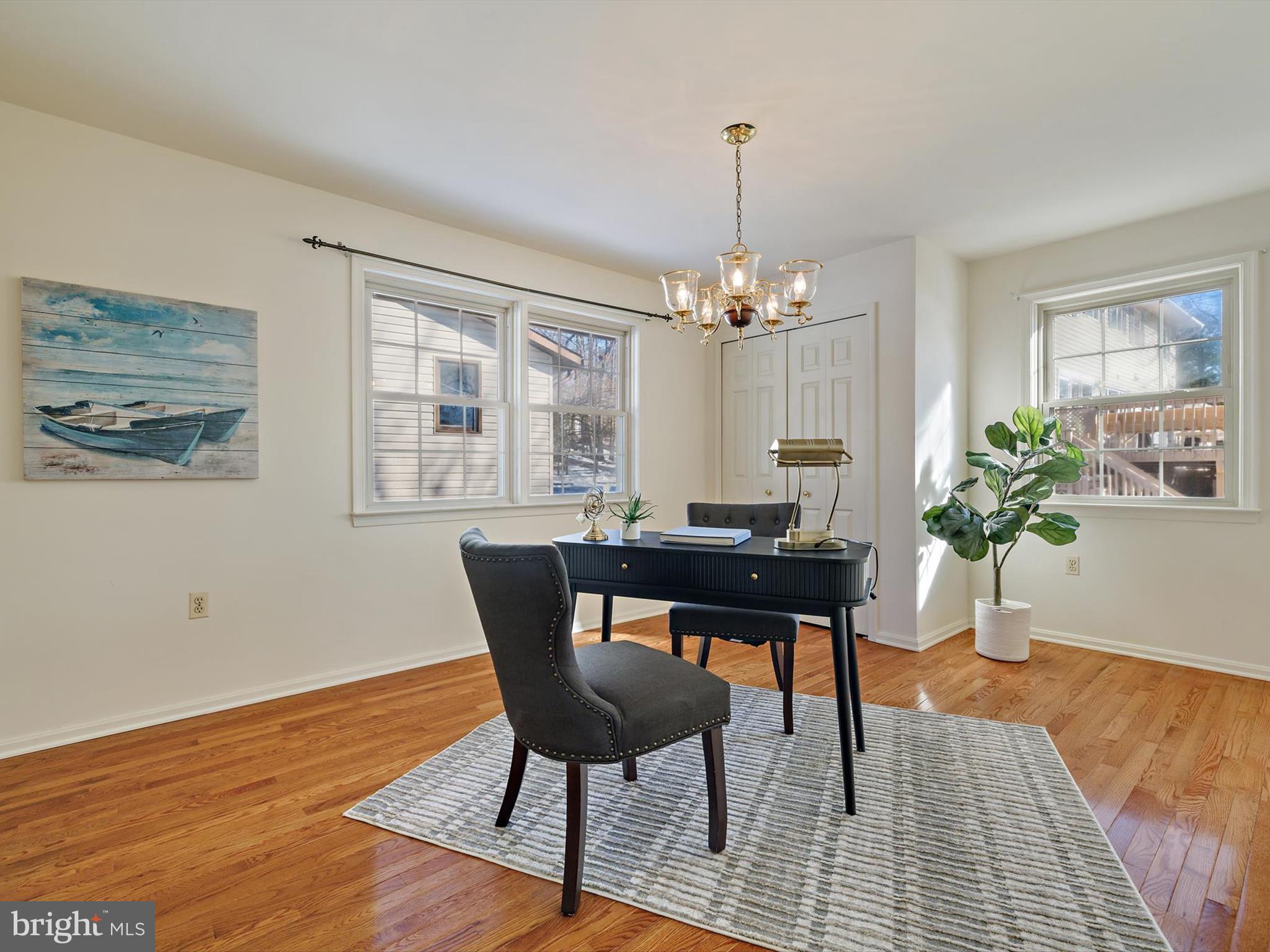 OAK BLUFF - Residential