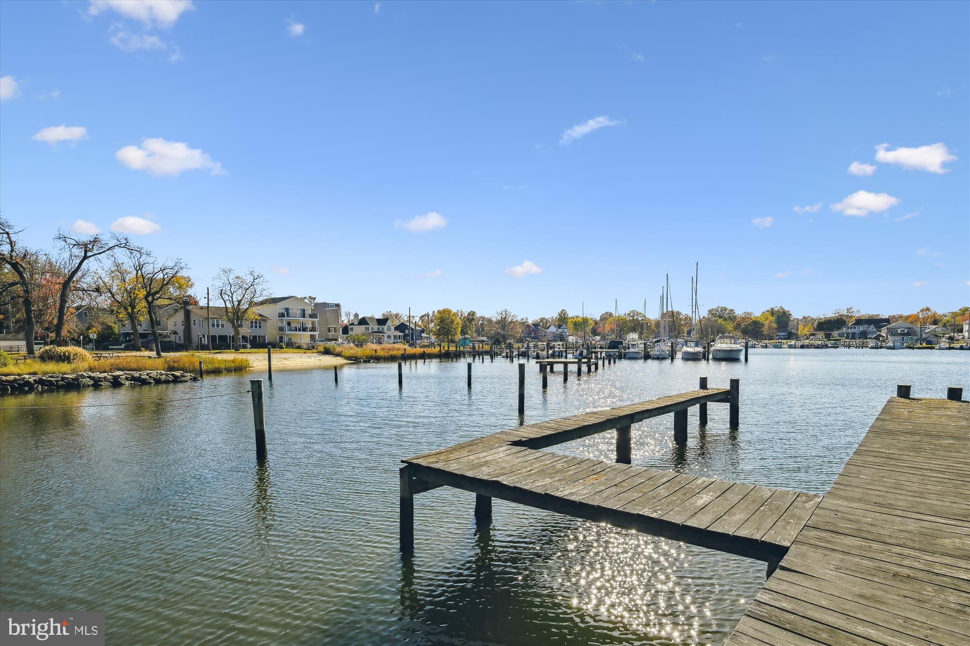 OAK BLUFF - Residential