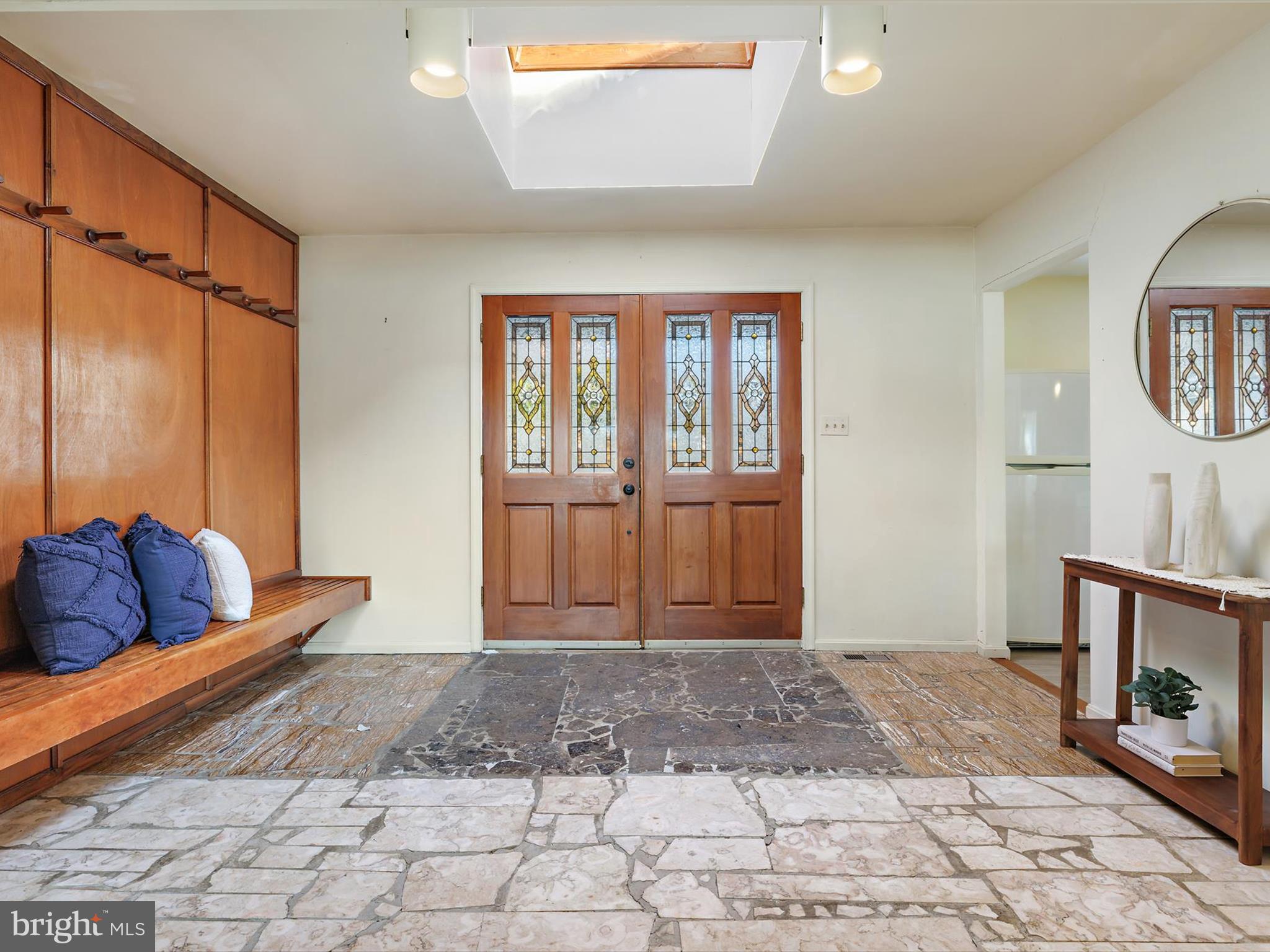 OAK BLUFF - Residential