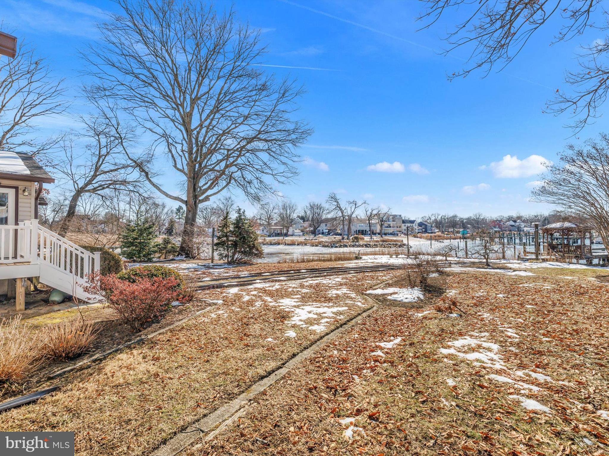 OAK BLUFF - Residential