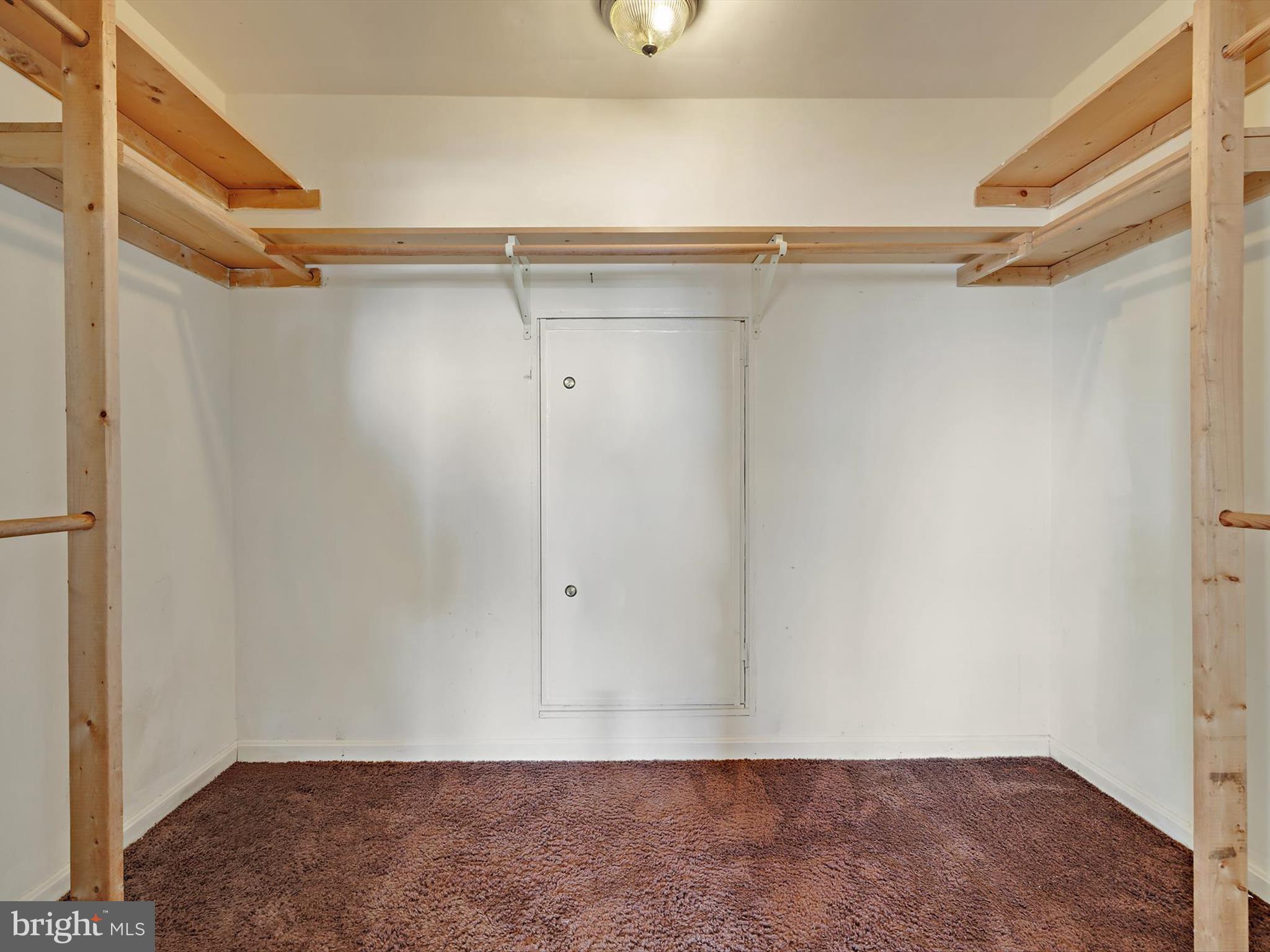 OAK BLUFF - Residential