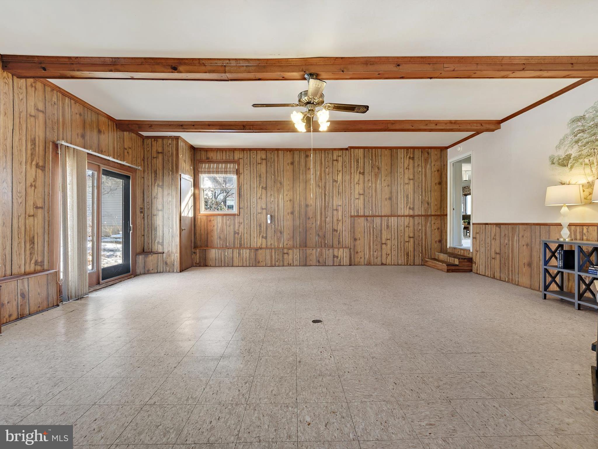 OAK BLUFF - Residential