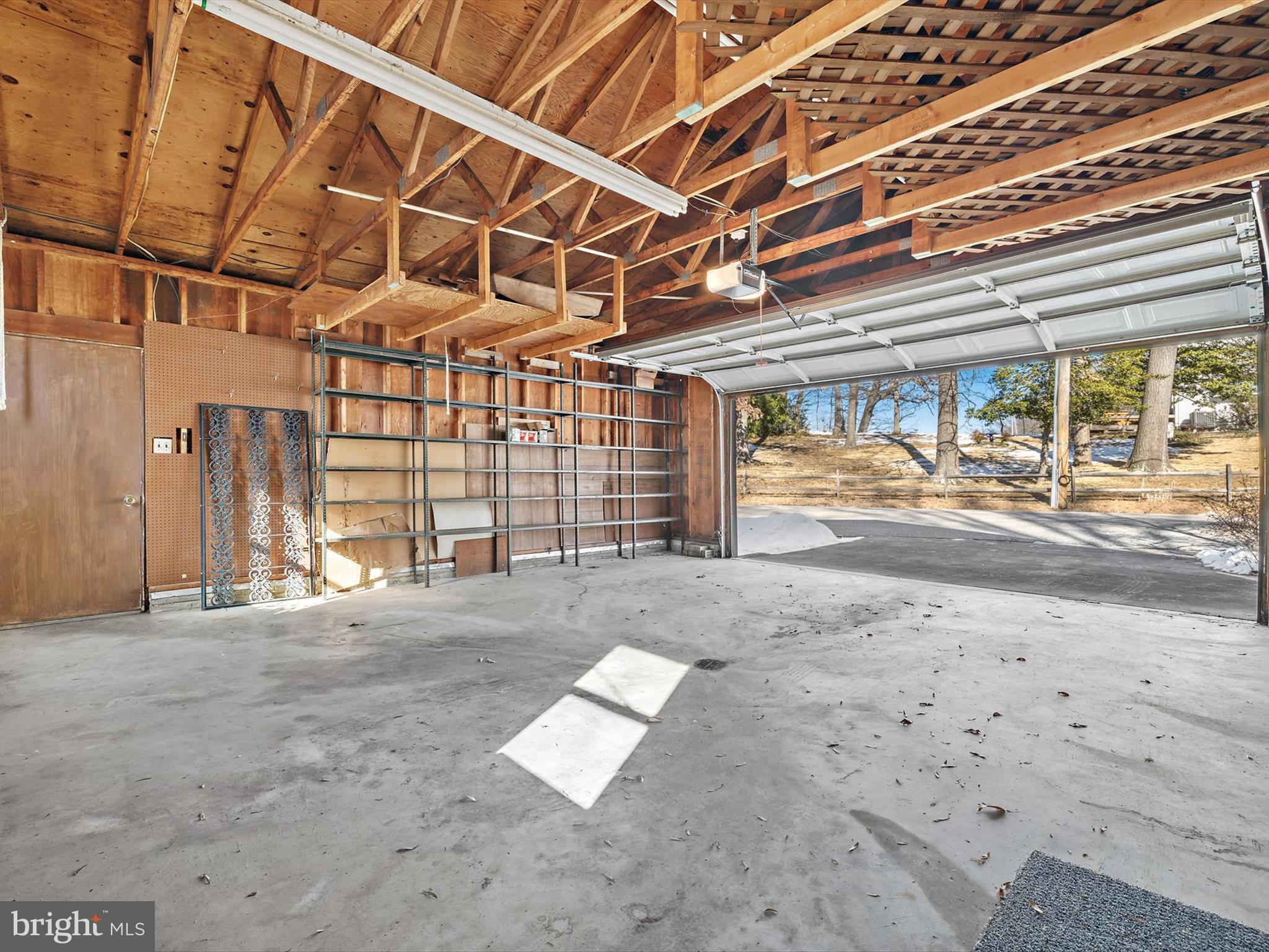 OAK BLUFF - Residential