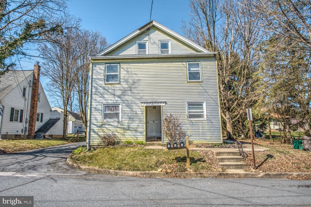 Photo of 14 S WALNUT ST, MOUNTVILLE, PA 17554 (MLS # PALA2032966)