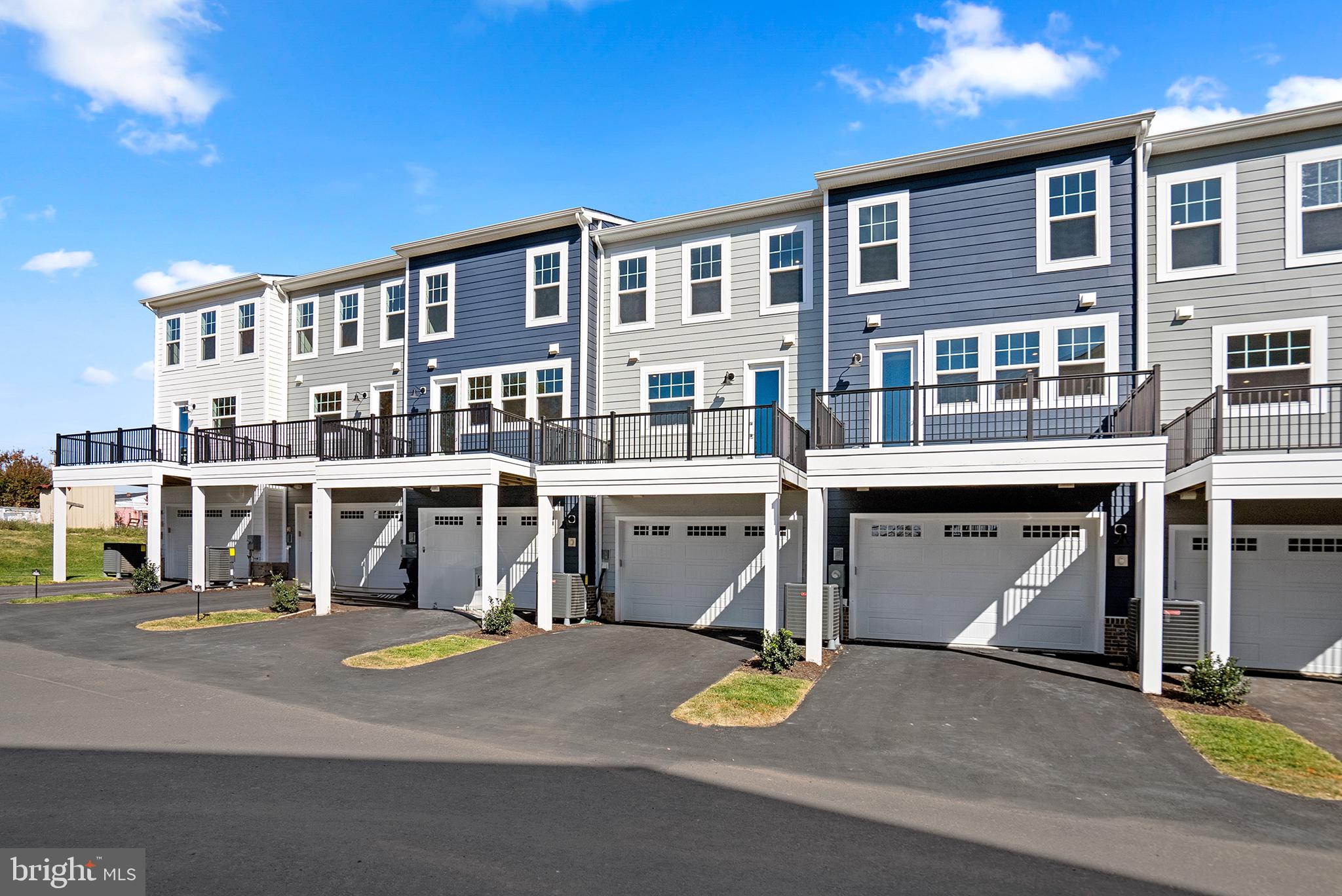 HERITAGE AT MARSHALL - Residential