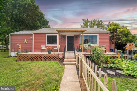 Photo of 212 Elk Avenue, Marietta, PA 17547 (MLS # PALA2054396)